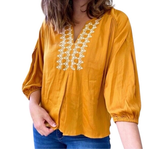 Anthropologie Tops - ANTHROPOLOGIE DOLAN Alvia mustard yellow peasant Embroidered top Women’s XS